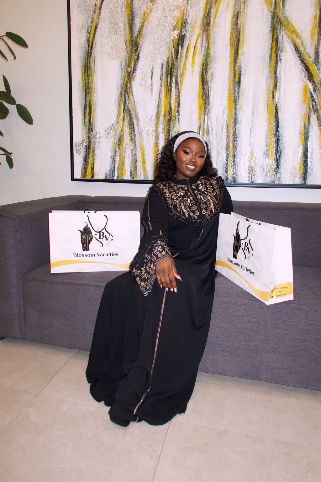 Embroided bloom abaya
