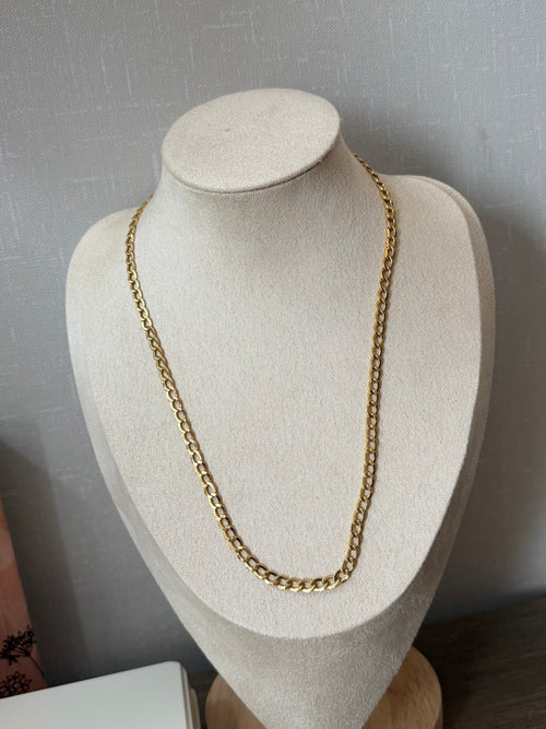 18 karat gold cuban necklace (20 inches )5.6g