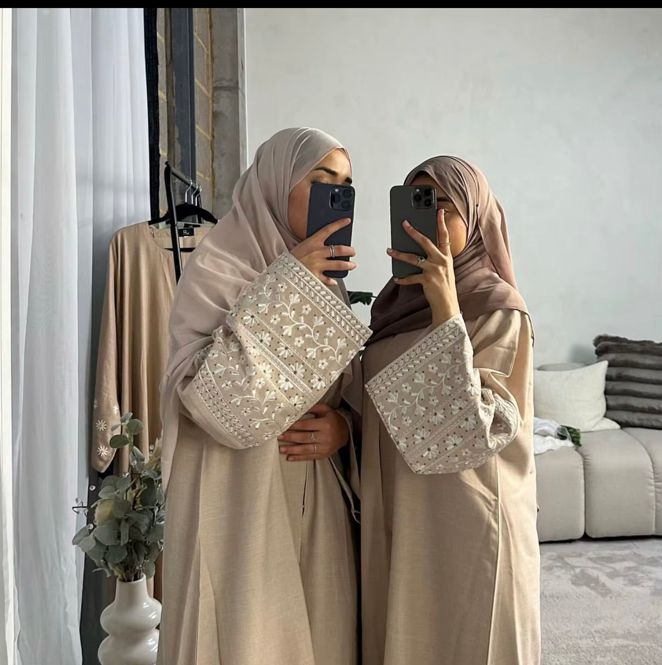 Open abaya