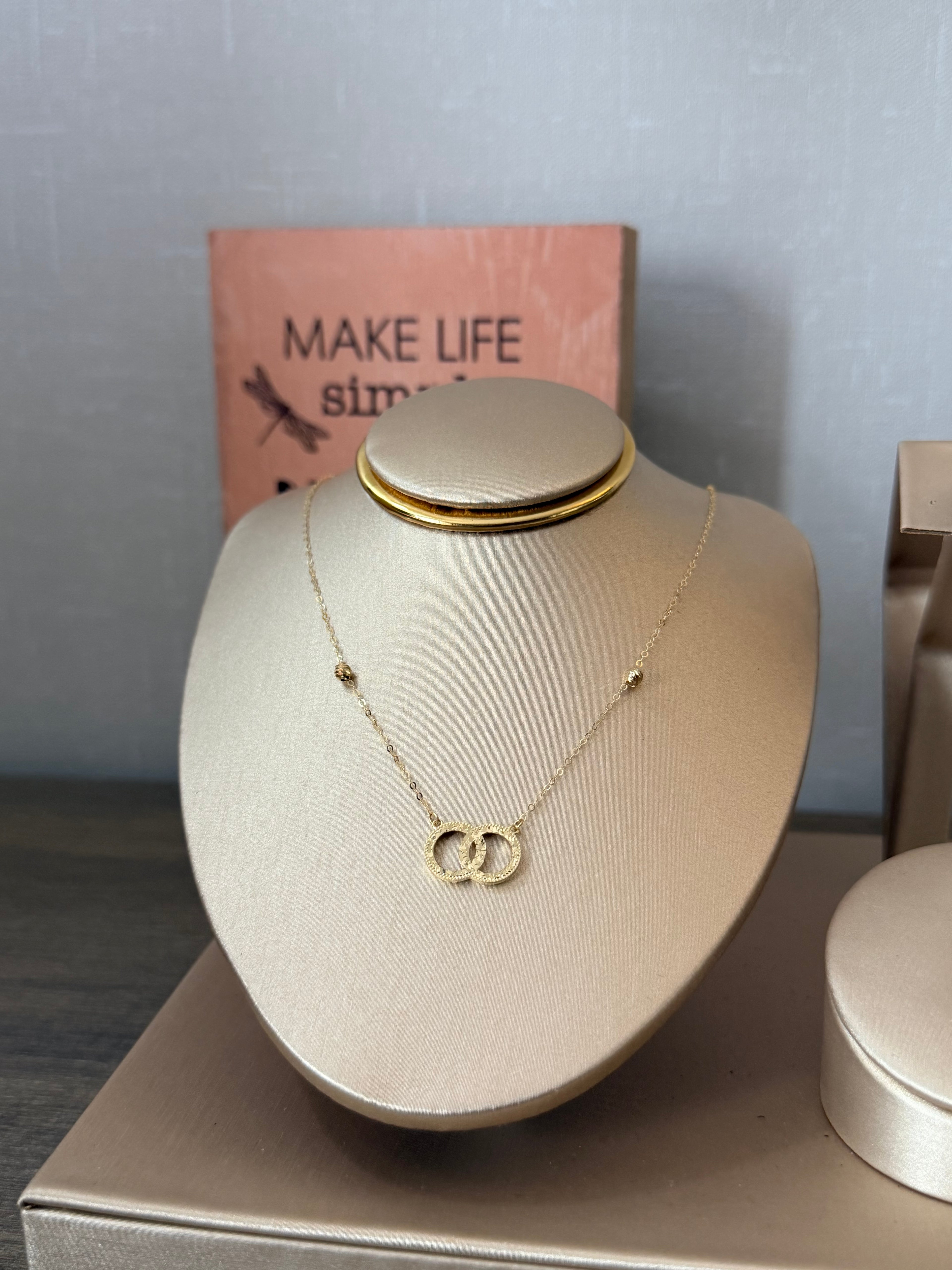 18karat gold minimalist necklace